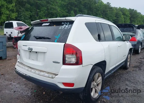 2016 Jeep Compass Latitude из США, поврежденный, VIN 1C4NJDEB9GD745076